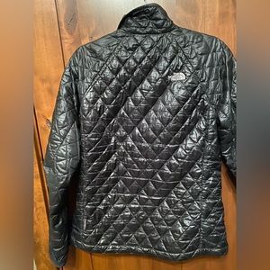 North Face size M Thermoball Jacket in black